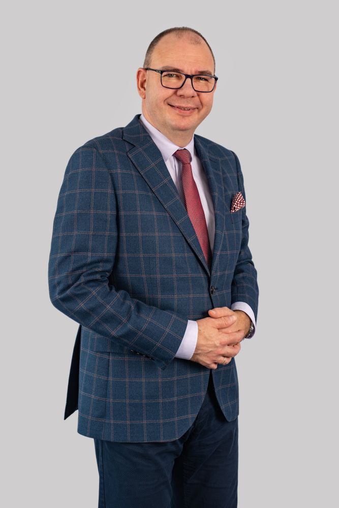Prof. dr hab. Maciej Szymczak